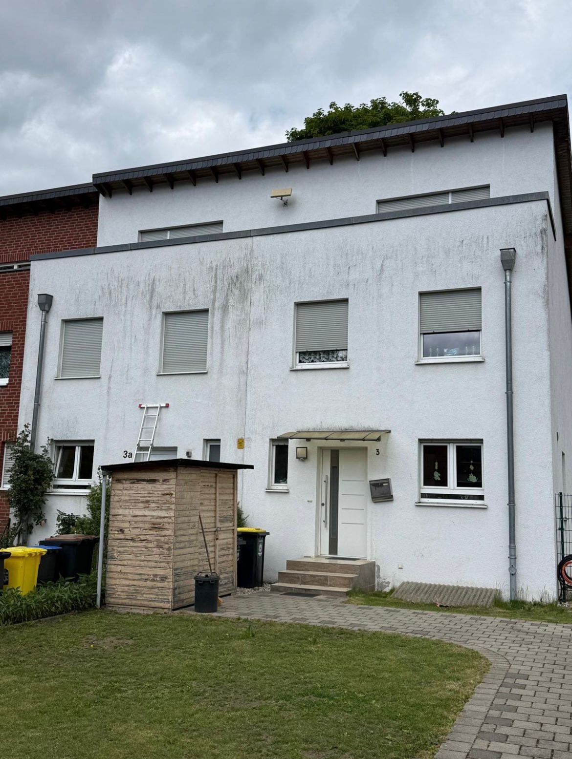 Fassade Einfamilienhaus Meerbusch – Vorher